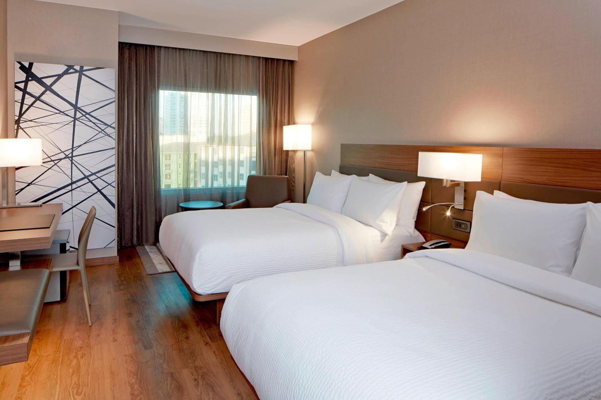 Ac By Marriott Buckhead At Phipps Plaza Hotel 4*