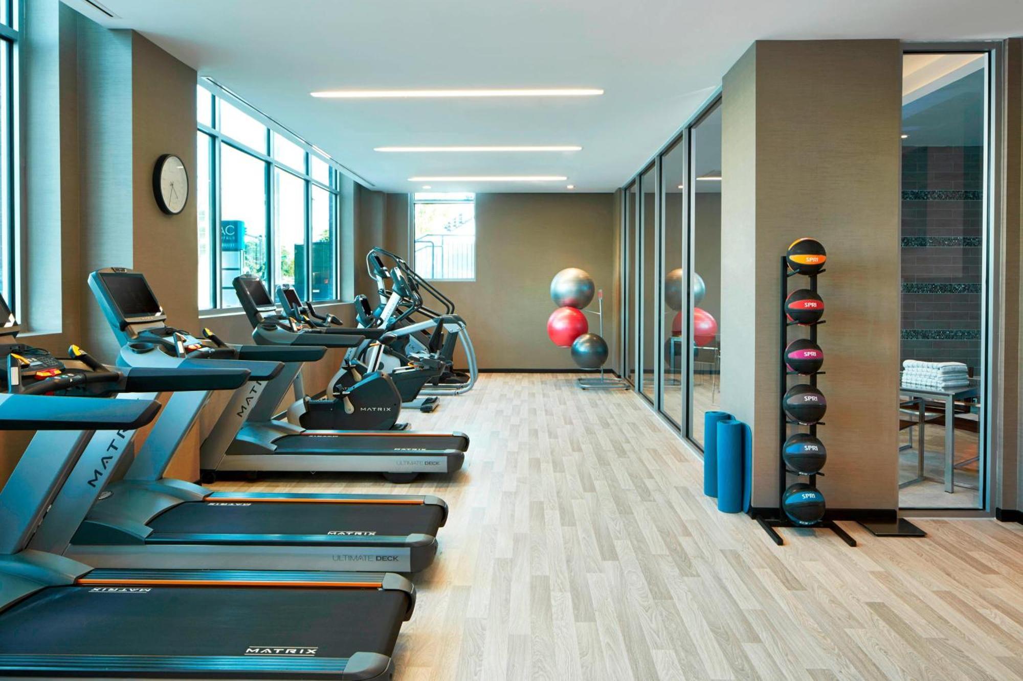 Hotel Ac By Marriott Buckhead At Phipps Plaza Atlanta
